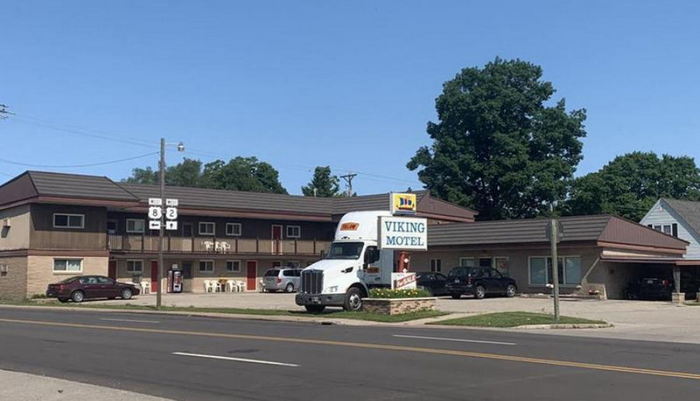 Viking Motel - 2022 Street View (newer photo)